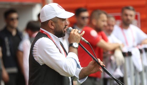 Eski pehlivan, Kırkpınar'da cazgır olarak er meydanında