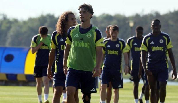 Fenerbah&ccedil;e g&uuml;n&uuml; &ccedil;ift antrenmanla tamamladı