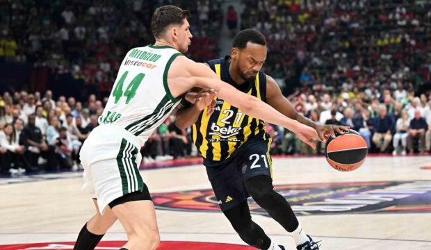Fenerbah&ccedil;e'nin eski oyuncusu Galatasaray'da