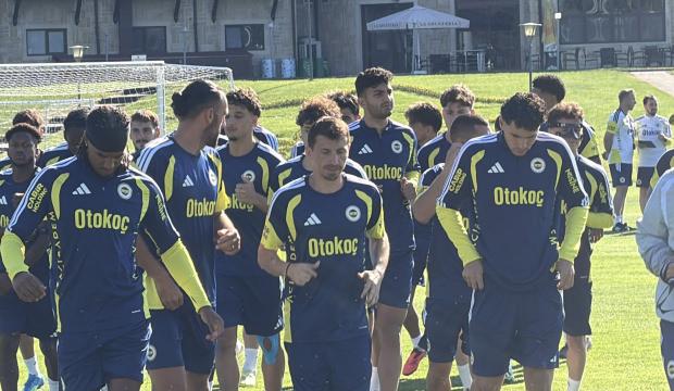 Fenerbah&ccedil;e'ye Vedat Muriqi'den k&ouml;t&uuml; haber haber! Resmi a&ccedil;ıklama geldi