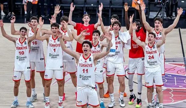 Fransa'yı deviren T&uuml;rkiye U17 Basketbol Takımımız D&uuml;nya Kupası'nda yarı finalde!