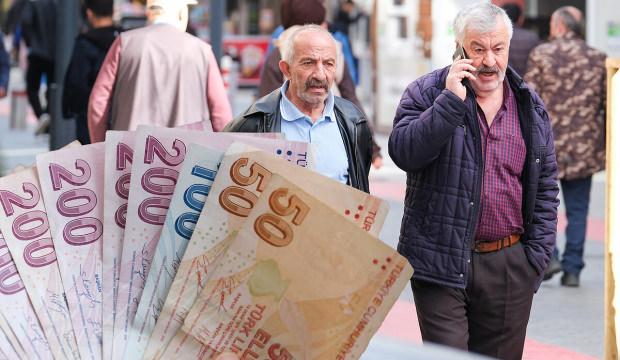 Milyonlarca emekliyi ilgilendiriyor! 100 bin lira ek &ouml;deme i&ccedil;in son 2 g&uuml;n