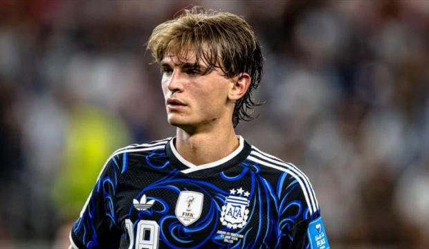 Anlaşma sağlandı! Nico Paz transferinde d&uuml;ğ&uuml;m resmen &ccedil;&ouml;z&uuml;ld&uuml;