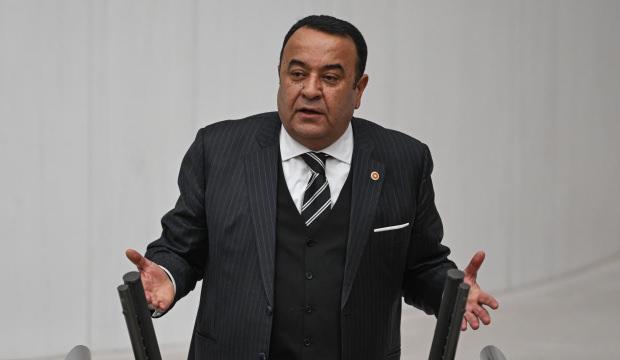 SON DAKİKA: CHP'li vekil Adnan Beker istifa etti: 'Kişisel hesaplar ve hukuksuzluk hakim'