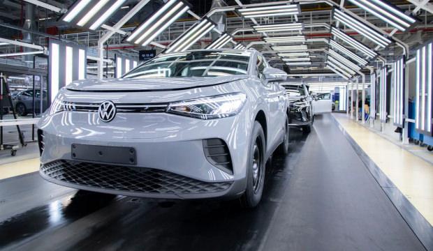 Volkswagen'in tarihi kararı Almanya'yı sarstı! H&uuml;k&uuml;met harekete ge&ccedil;ti