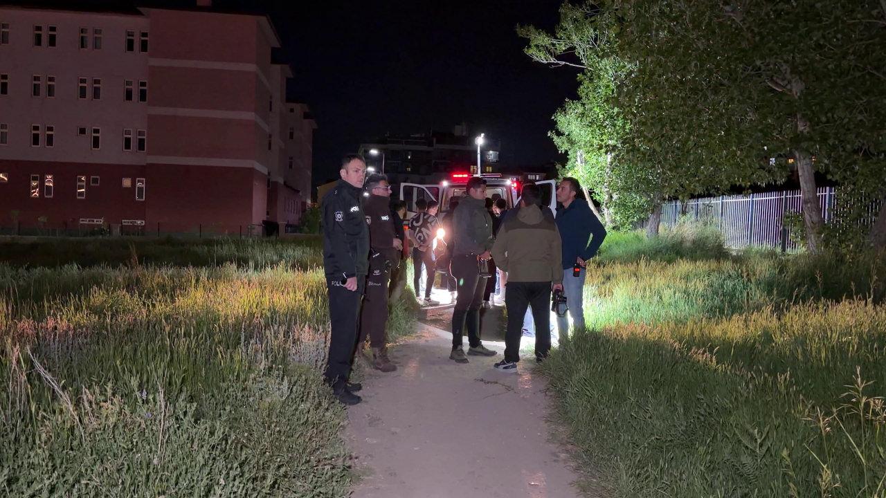 Arazide ağlayan çocuk ihbarı ekipleri harekete geçirdi.