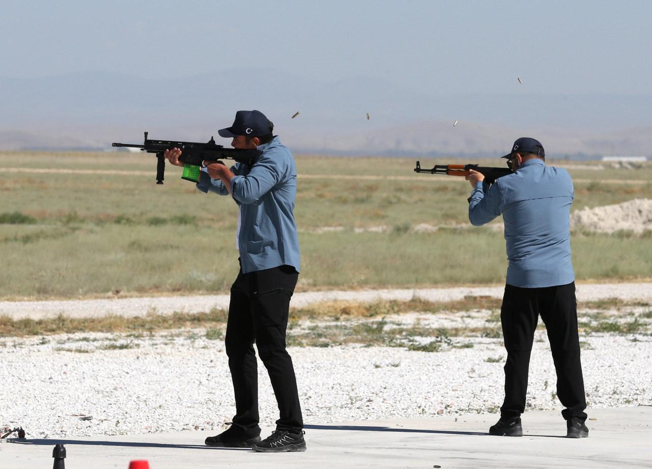 Dünya Konya'daki canlı atışları izledi! 64 askeri heyet Tolga'ya kayran kaldı: Dünyada ilk