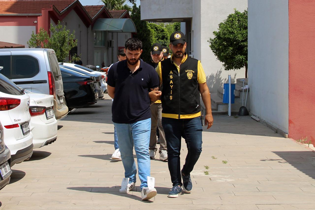 5 şüpheli gözaltına alındı.