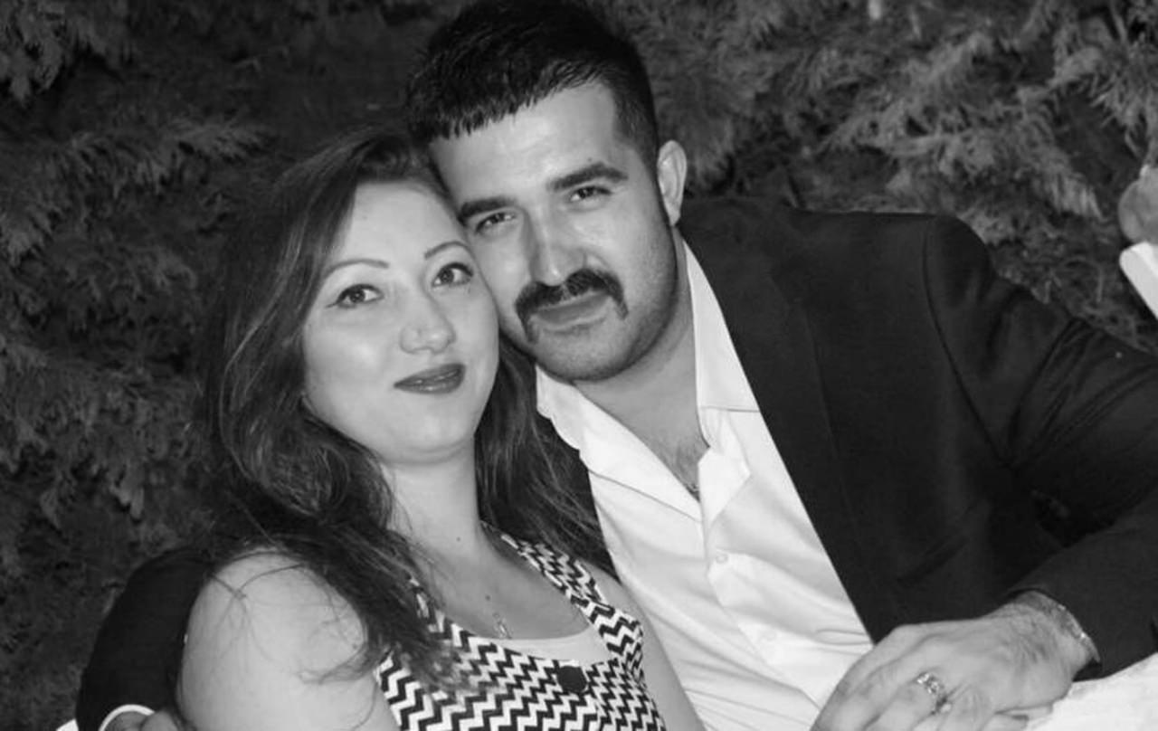 Kayhan Barbak (39) ve eşi Zehra Barbak (37)