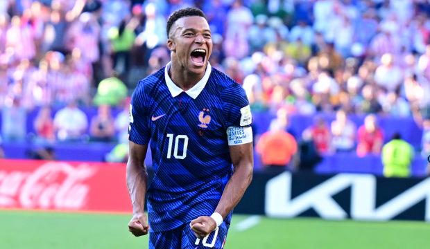 Mbappe'den zaferin ardından g&uuml;ndem olan a&ccedil;ıklama!
