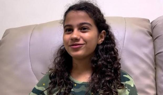 32 saat enkaz altında kalan &ccedil;ocuk nasıl hayatta kaldığını anlattı