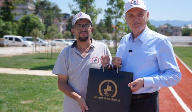 3,5 milyon TL'lik altını teslim etmişti! Temizlik iş&ccedil;isine 1 maaş ikramiye
