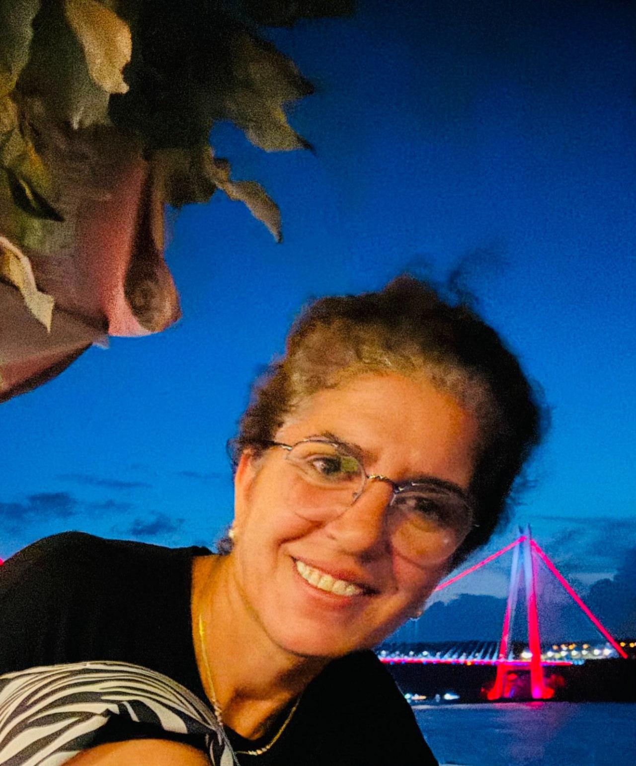Gülay Polat(58)