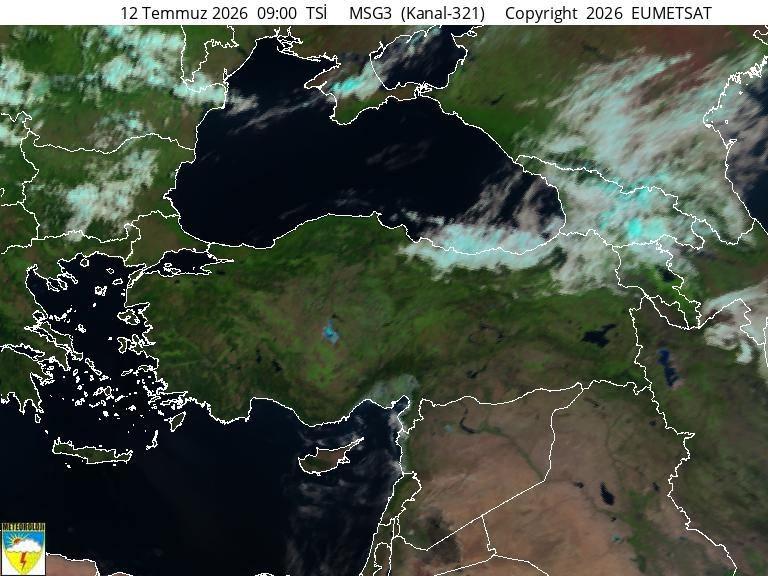 Türkiye haritası üzerinde hava durumu tahminlerini gösteren görsel.