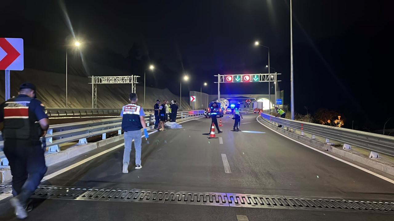 Olay yerine çok sayıda ekip sevk edildi.