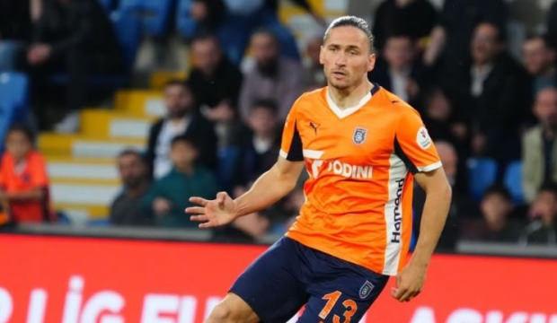 Başakşehir'de ayrılık! Crespo yeni adresi ile şaşırttı