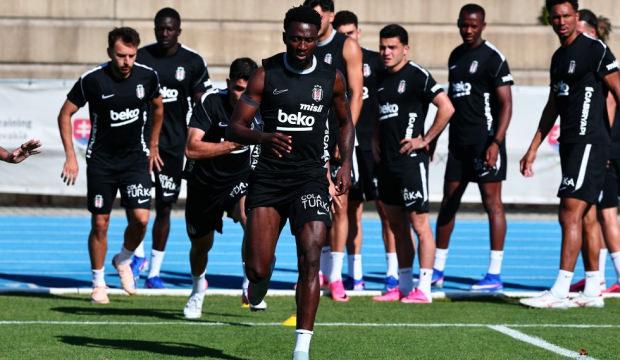 Bonservisi S&uuml;per Lig devinde bulunan futbolcu başka takımla antrenmana &ccedil;ıkıyor!