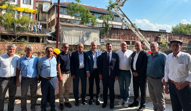 Esenler'den P&uuml;t&uuml;rge'ye kardeşlik eli: 4 dev projenin temeli atıldı!