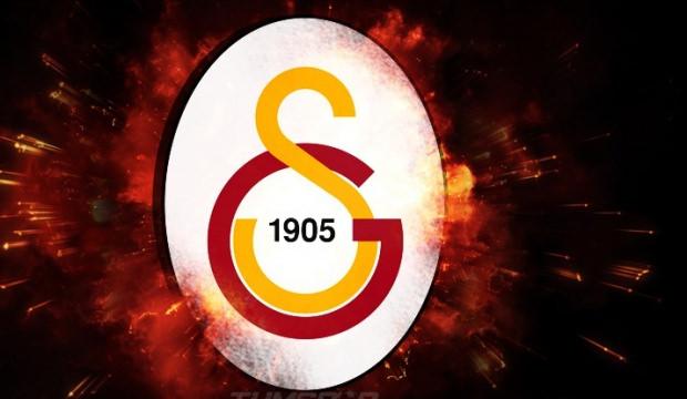 Galatasaray forvetiyle s&ouml;zleşme uzattı!