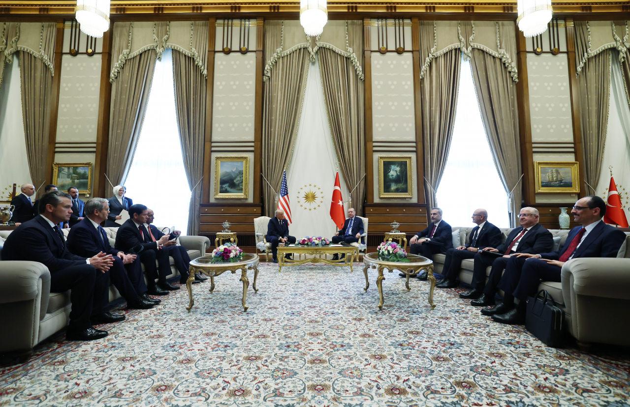 ABD Başkanı Donald Trump ve Cumhurbaşkanı Recep Tayyip Erdoğan bir araya geldi
