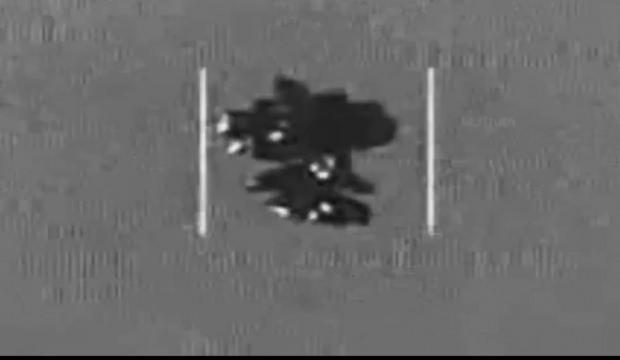 Pentagon'dan yeni 'UFO' dosyaları: Takip sistemlerini atlatan gizemli cisimler