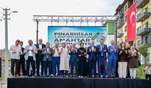 Pınarhisar'da TOKİ sevinci: Anahtarlar hak sahiplerine teslim edildi