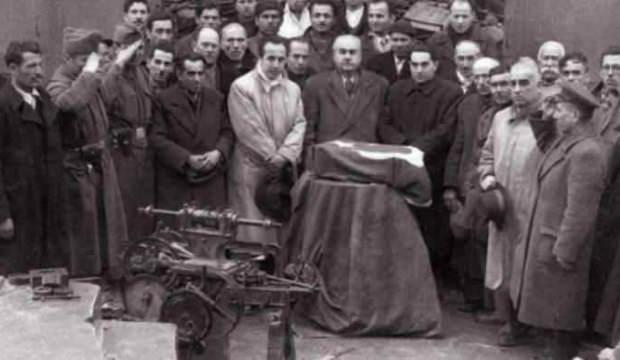 Tam 67 yıl sonra cenaze namazı kılınan komutan! Silahlarıyla d&uuml;şmana korku salmıştı...