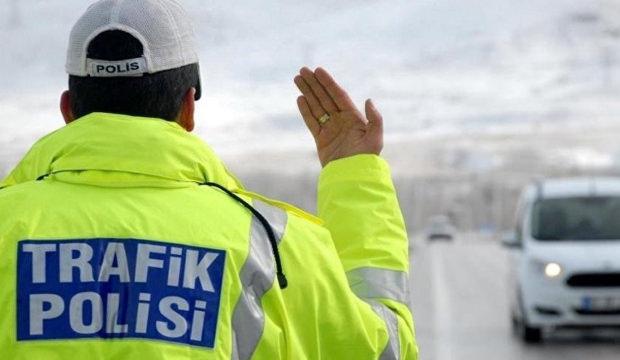 Trafikte &uuml;st &uuml;ste sakın yapmayın! Hapis cezası kesilecek