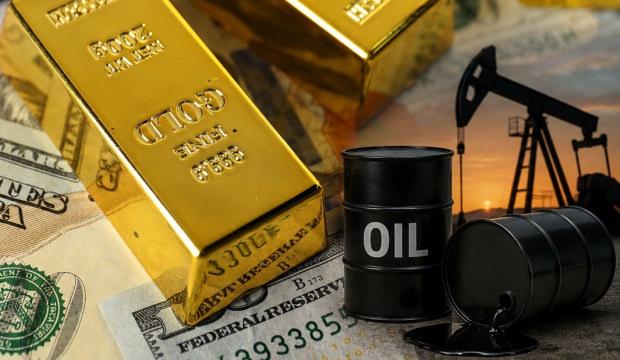 Trump'ın m&uuml;zakerelerin bittiğini a&ccedil;ıkladı: Petrol fırladı, altın sert d&uuml;şt&uuml;!