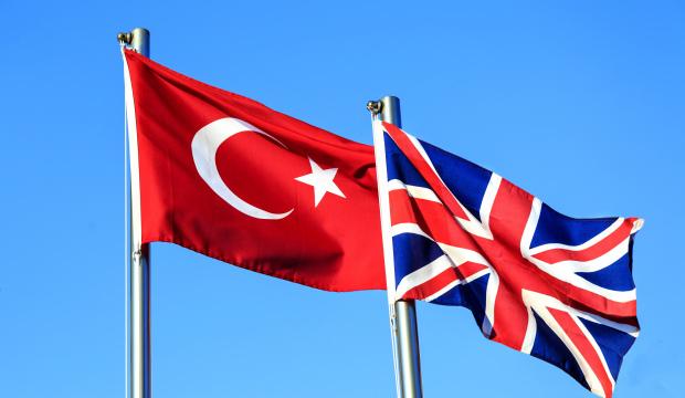 T&uuml;rkiye ve İngiltere'den tarihi imza! Yunanistan'ı &ccedil;ıldırtacak anlaşma! Gizli tutulacak