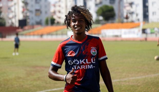 Herkes yabancı sandı ger&ccedil;ek ortaya &ccedil;ıktı! Y&ouml;r&uuml;k Ahmet'in ilham veren hikayesi