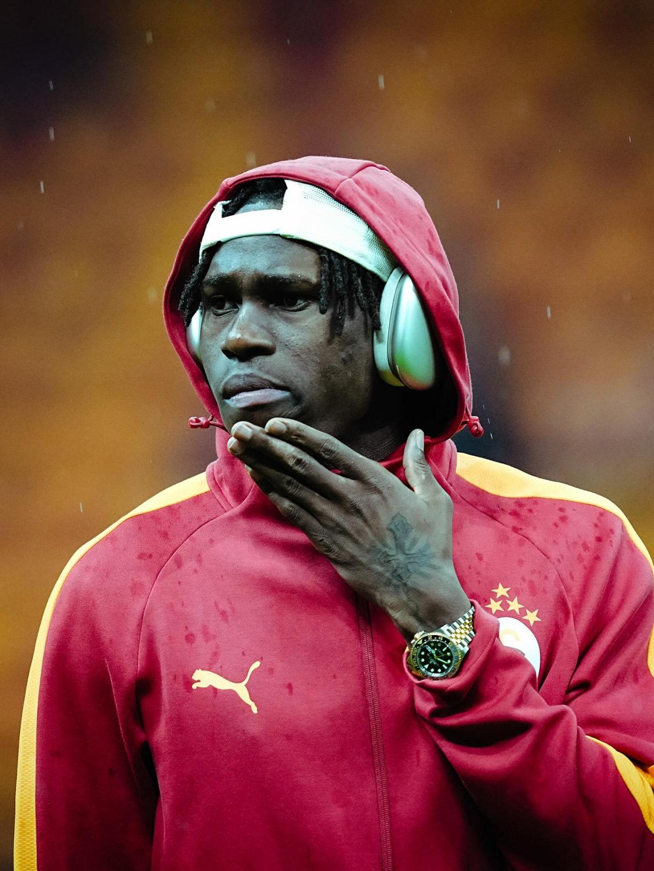 Wilfried Singo'nun Galatasaray formasıyla çekilmiş bir fotoğrafı.