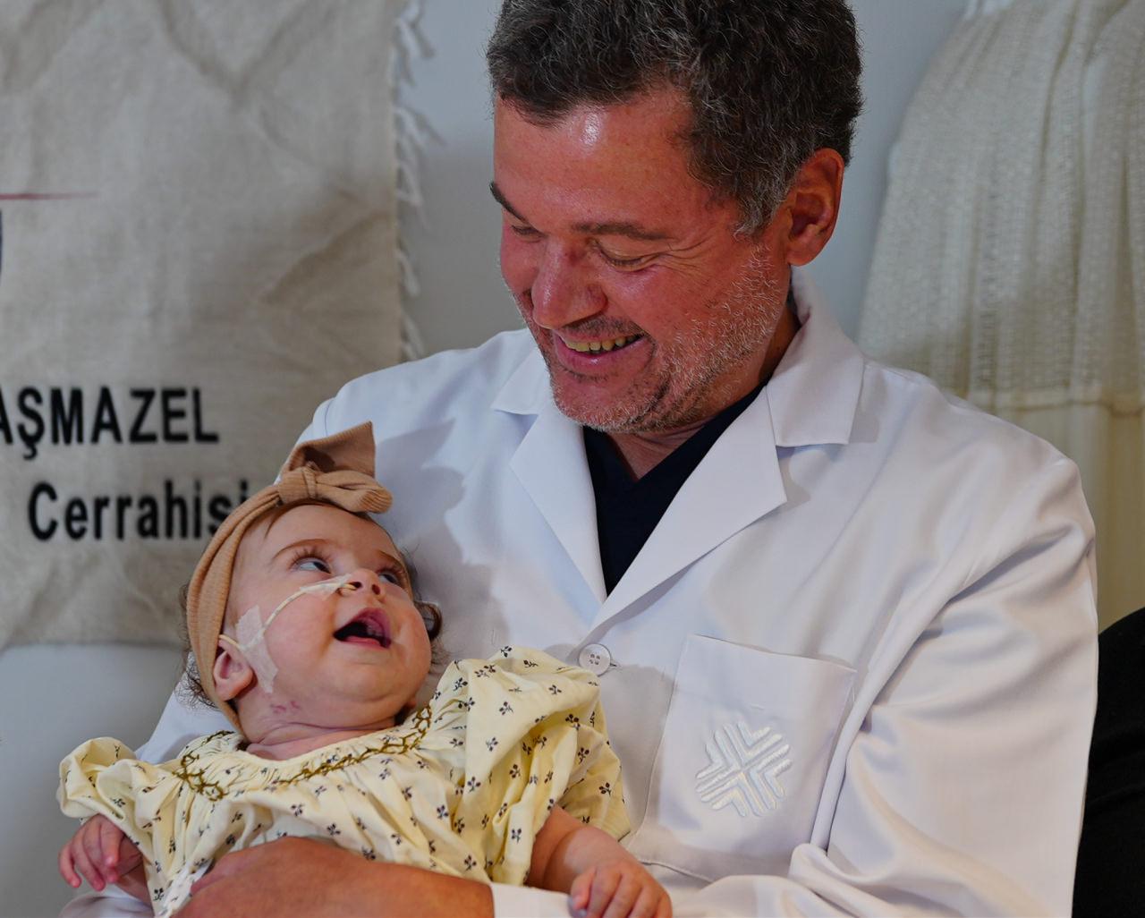 Elif bebek ve doktoru.