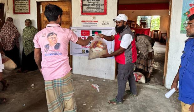 Bangladeş'te muson yağmurları felakete d&ouml;n&uuml;şt&uuml;: T&uuml;rkiye'den yardım eli