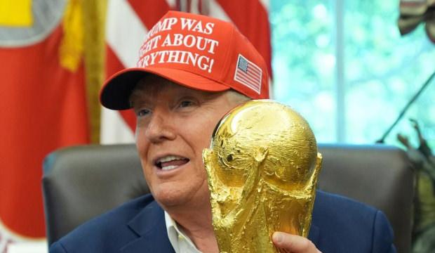 D&uuml;nya Kupası finalinde Donald Trump'a &ouml;zel cam koruma!