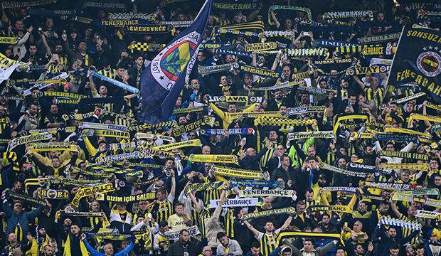 Fenerbah&ccedil;e transferi a&ccedil;ıkladı! Ge&ccedil;en sezon Barcelona'da forma giymişti
