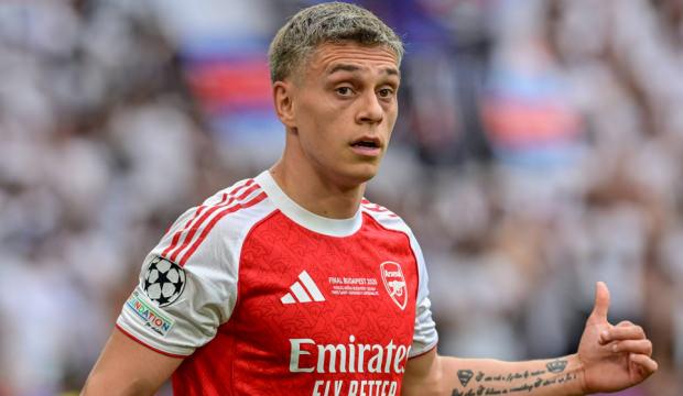 İstanbul'a geleceği iddia edilmişti! Trossard cephesinden Beşiktaş a&ccedil;ıklaması