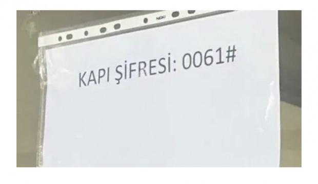 "Kargon merkeze d&ouml;ns&uuml;n, apartman şifresi &ouml;zeldir! T&uuml;m mahalleyle paylaşmak &ccedil;ok risklidir 