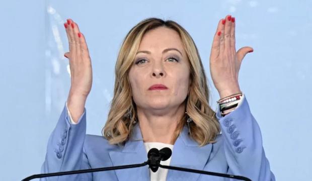 Meloni'ye b&uuml;y&uuml;k şok! Bir oyla kaybetti! İstifa &ccedil;ağrısı