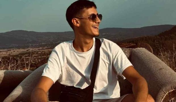Muğla'da otomobilin &ccedil;arptığı motosikletin s&uuml;r&uuml;c&uuml;s&uuml; &ouml;ld&uuml;