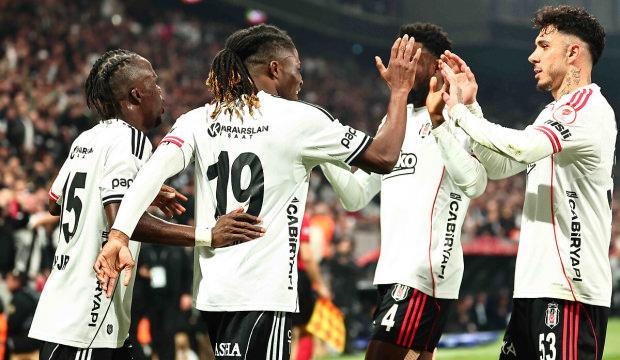 Trossard transferi Beşiktaş'ın eski yıldızını &ccedil;ıldırttı! Sosyal medyada g&uuml;ndem olan cevap