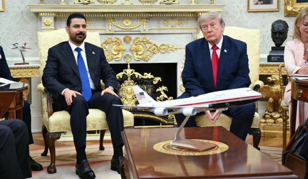 Trump'tan itiraf: Yanlış &uuml;lkeye saldırdık! Devasa petrol anlaşmasını duyurdu