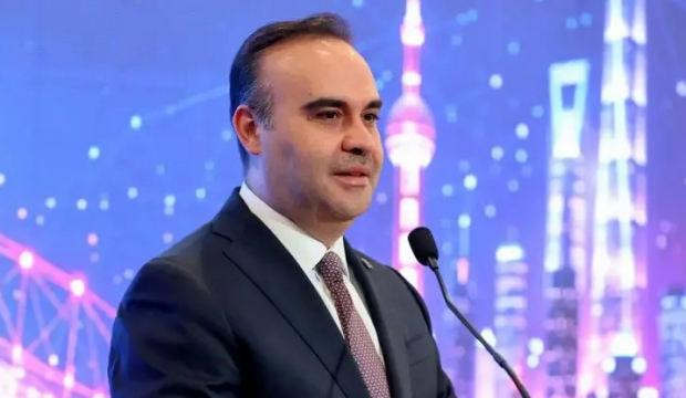 T&uuml;rk bilim insanları Kuzey Kutbu'ndaki deniz buzu hattına ulaştı