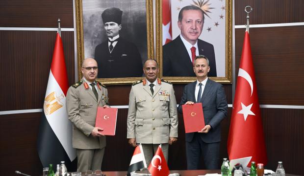 T&uuml;rkiye ve Mısır&rsquo;dan savunmada kritik adım! İmzalar atıldı