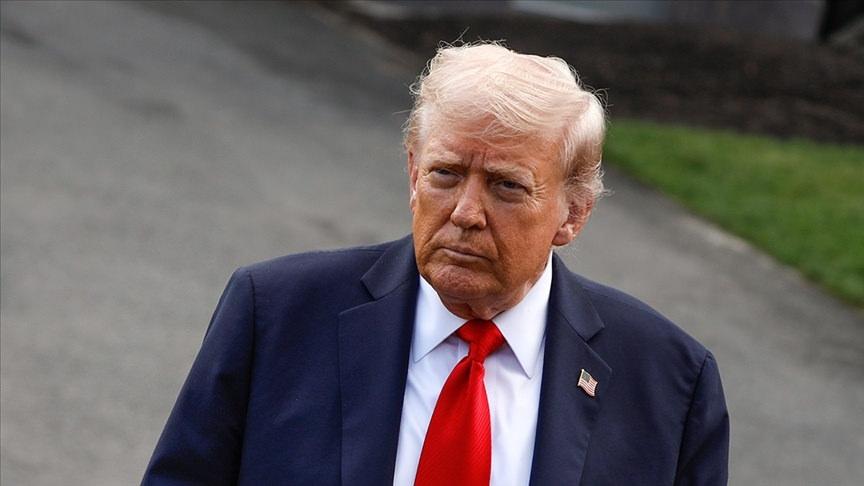ABD Başkanı Donald Trump konuşma yaparken