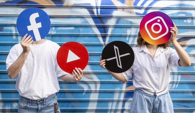 Almanya'da &ccedil;ocuklara sosyal medya freni mi geliyor?