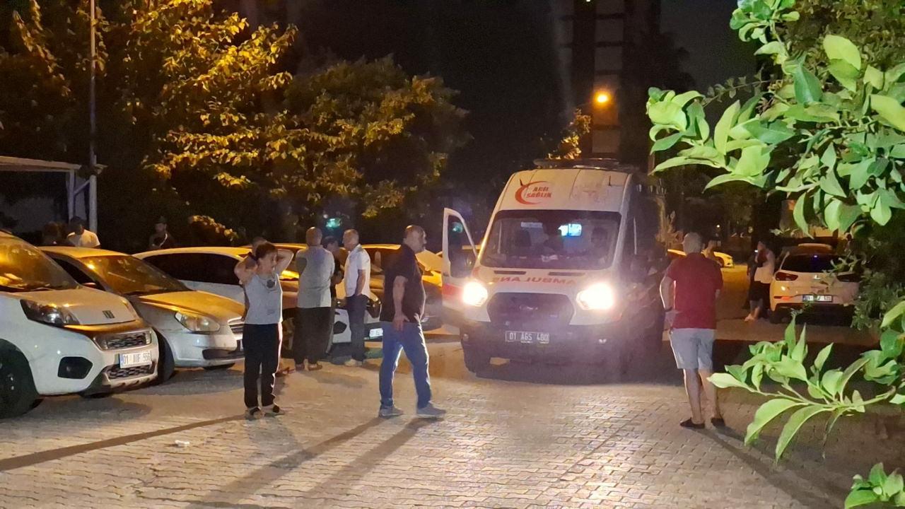 Boşanma aşamasındaki eşini 7 yaşındaki kızlarının gözü önünde öldürmüş.