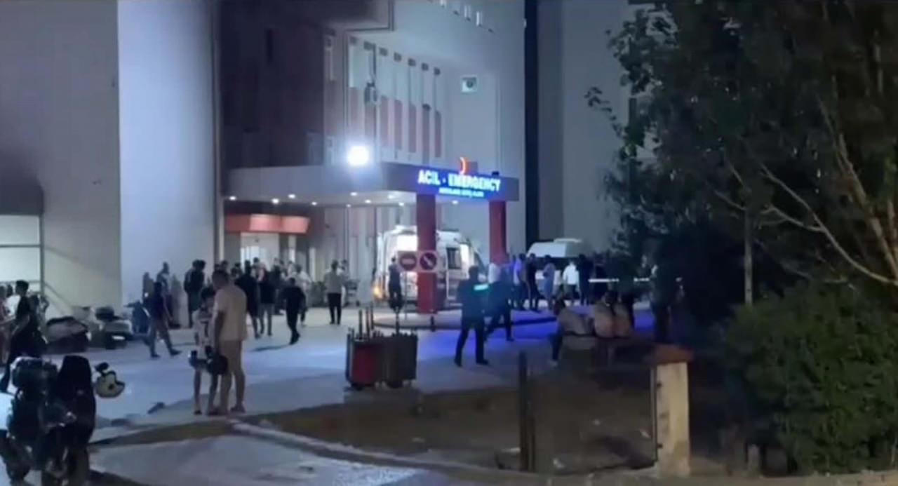  Dünür aileler arasındaki silahlı kavgada ölü sayısı 2'ye çıktı.
