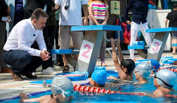Bursa'da yatırımlar hız kesmiyor! Binlerce &ccedil;ocuk sporla buluştu