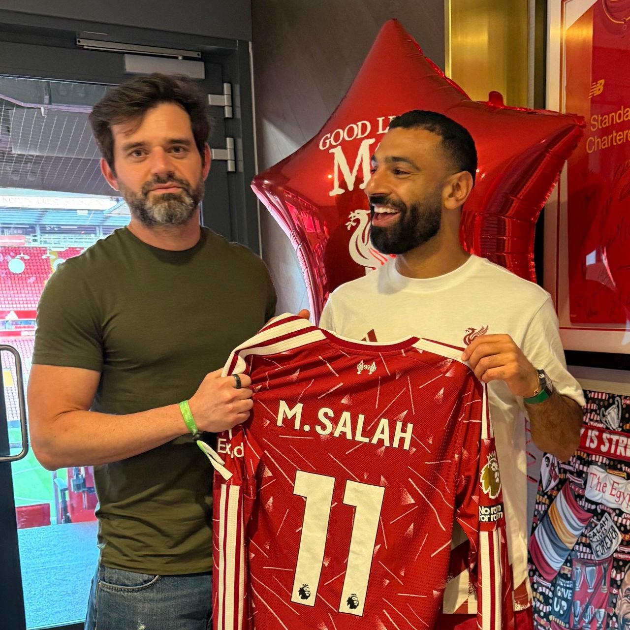 Mohamed Salah'ın menajeri Ramy Abbas ve Salah bir arada